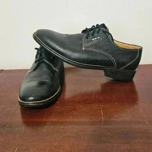 SANDRO LEATHER SHOES SIZE 8D EUC - Picture 1 of 11